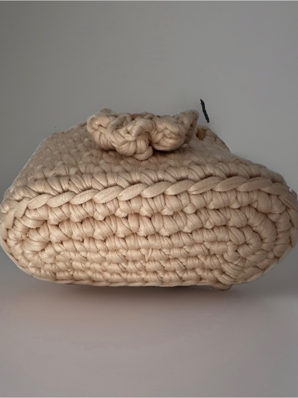 Handcrafted Cream Crochet Crossbody with Adjustable Strap - Picture 4 of 7